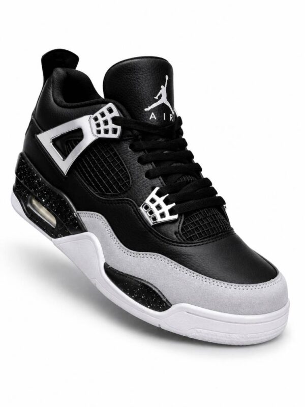 Jordan 4 Midnight Fear 2